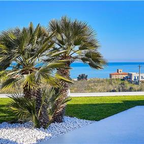 3 bedroom villa with pool & sea views, Alcamo Marina, sleeps 6-7